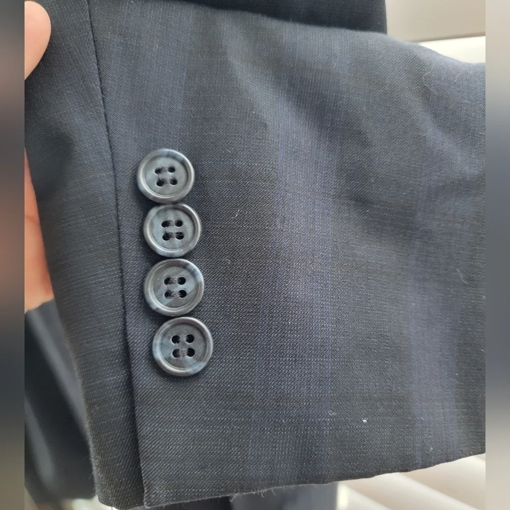 XL Jack Vistor Men's Navy blue plaid Wool Suit/ Blazer..